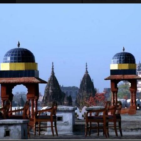 Hotel Bundelkhand Riverside Orchha Exterior foto