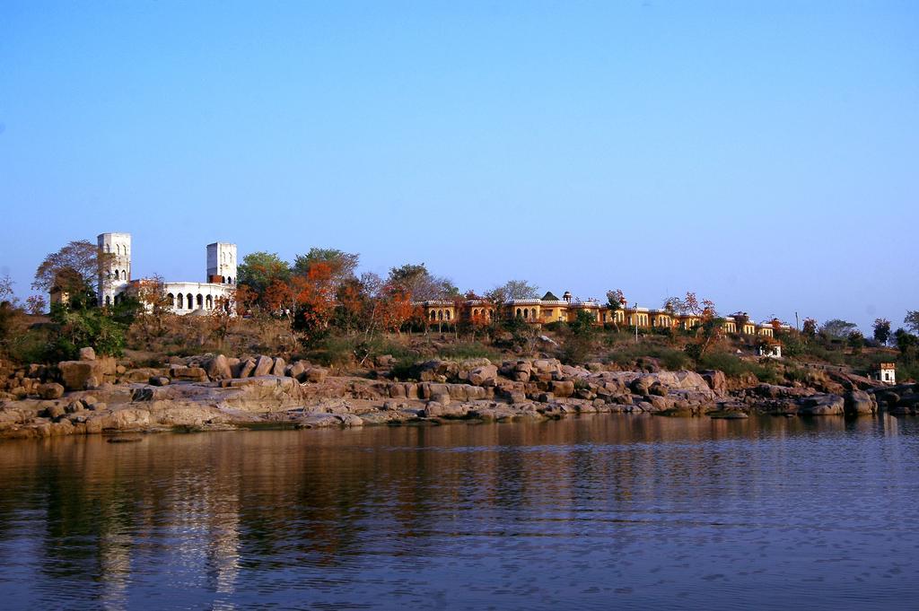 Hotel Bundelkhand Riverside Orchha Exterior foto